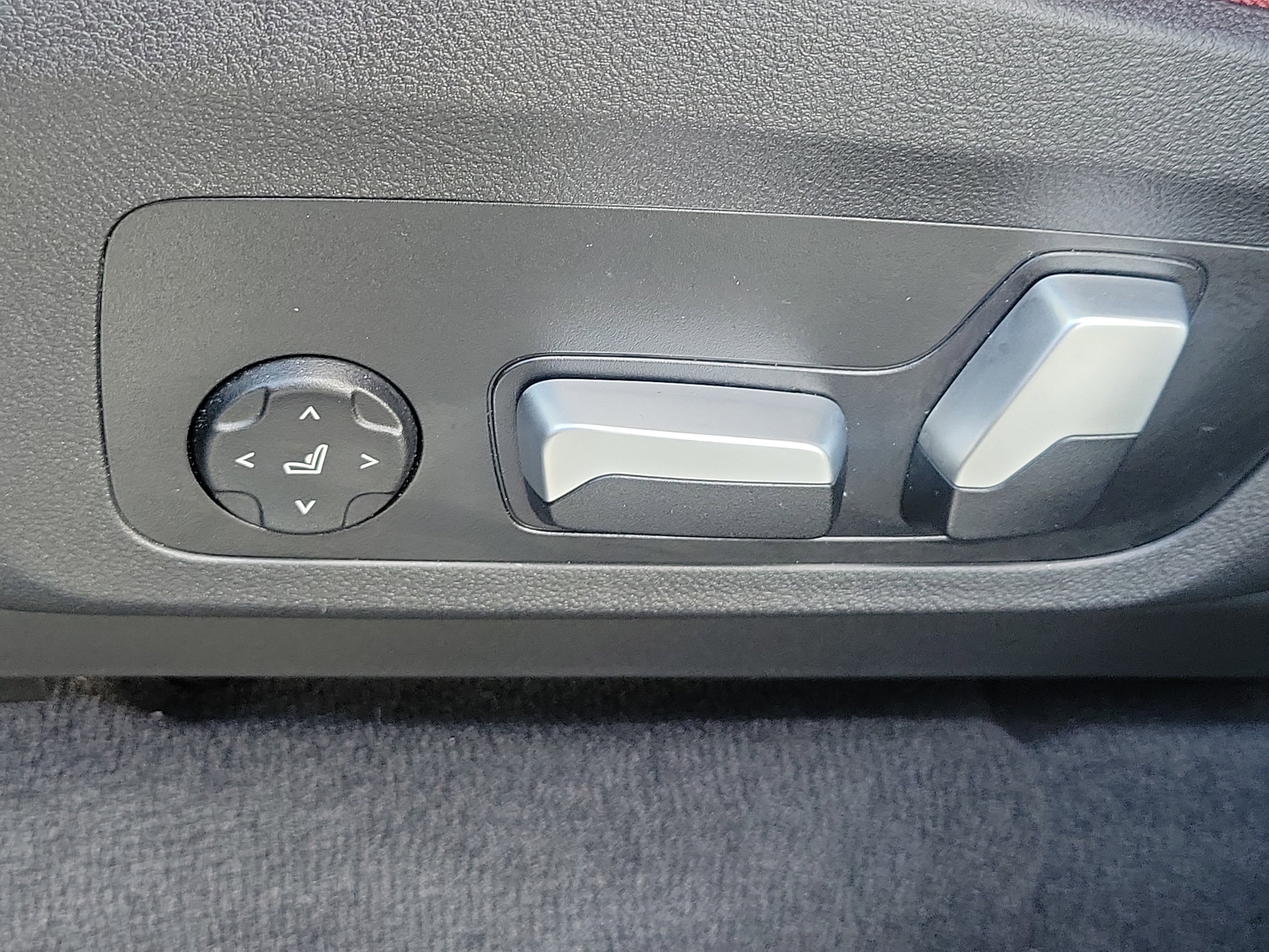 Used 2022 BMW X3 sDrive30i w/ Premium Package 2 (ZPA) image 24