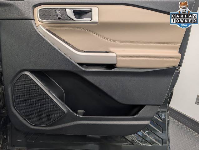 Certified 2022 Ford Explorer XLT w/ Equipment Group 202A AWD/4WD image 33