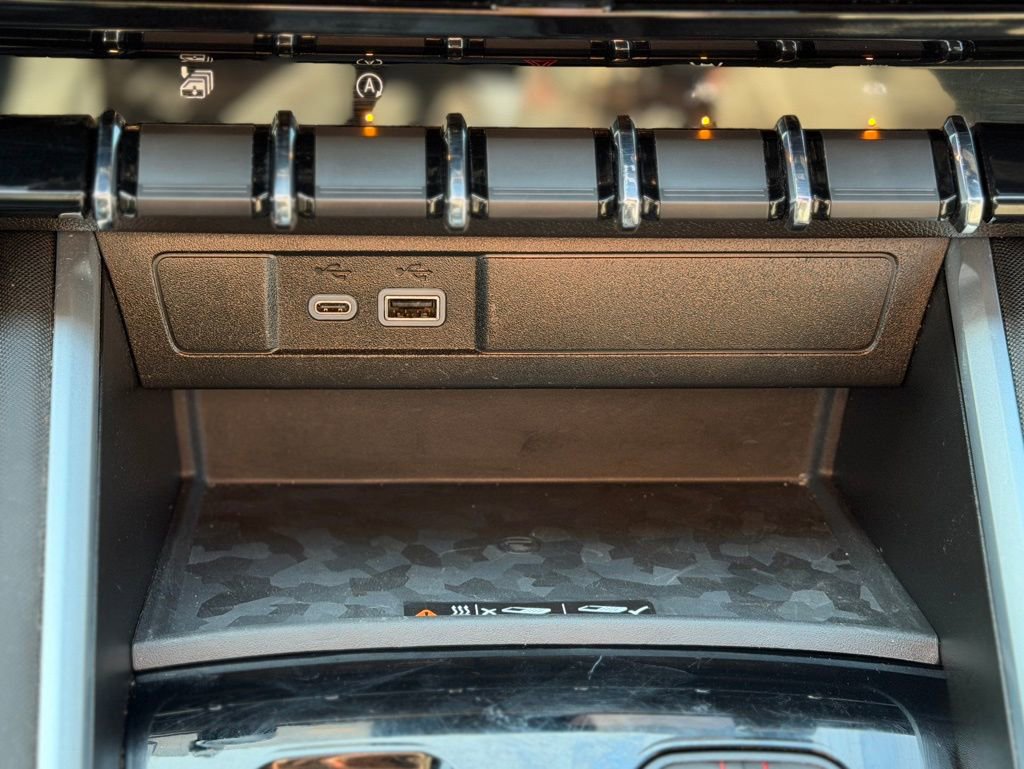 Used 2023 Chevrolet Colorado Z71 w/ Z71 Convenience Package 2 image 17