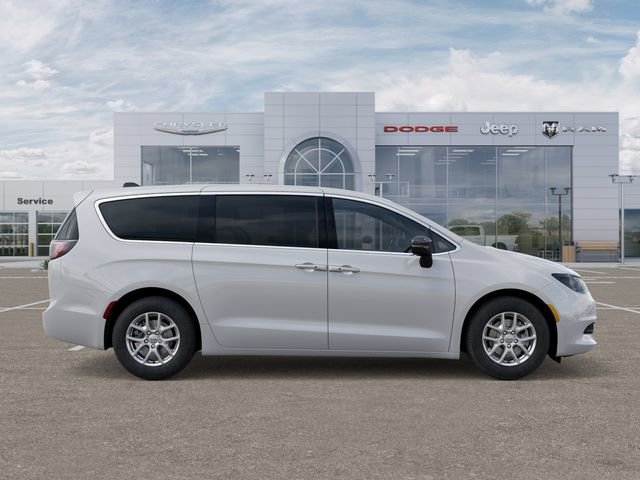 New 2026 Chrysler Voyager LX image 21