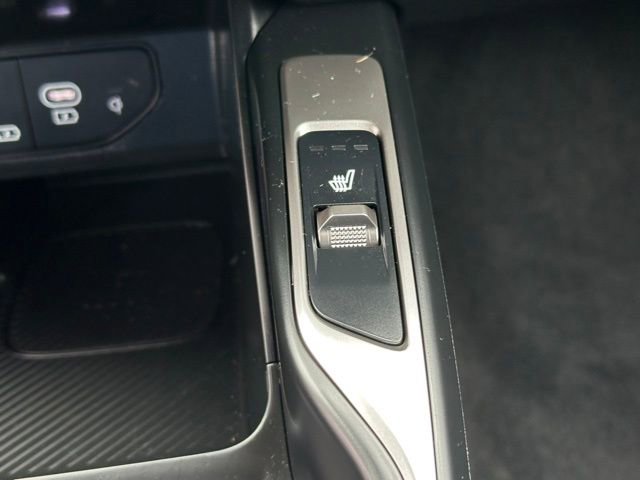 Used 2025 Kia Sorento S image 38