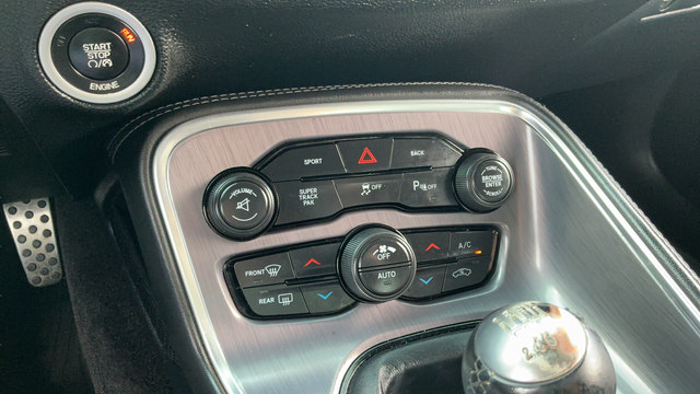 Used 2016 Dodge Challenger R/T Plus RWD image 16
