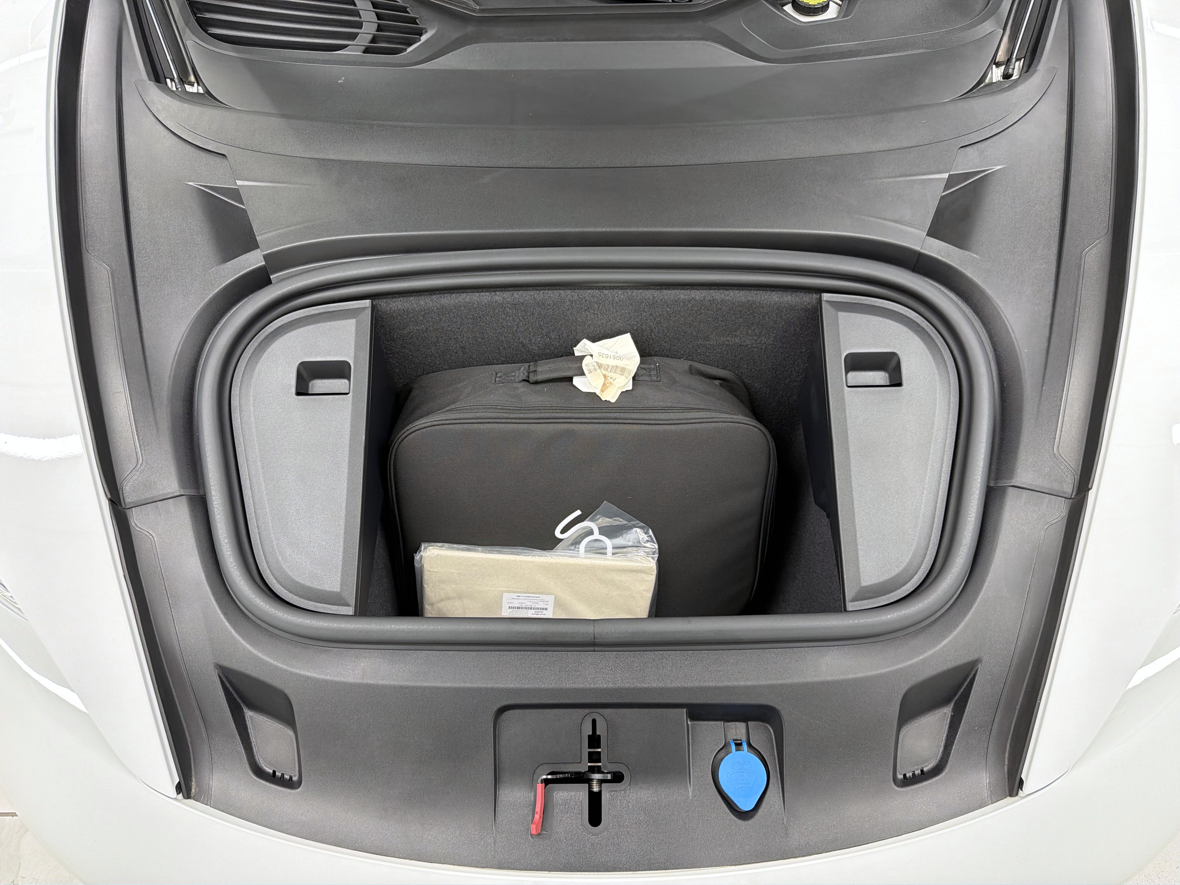 Certified 2021 Porsche Taycan RWD image 57