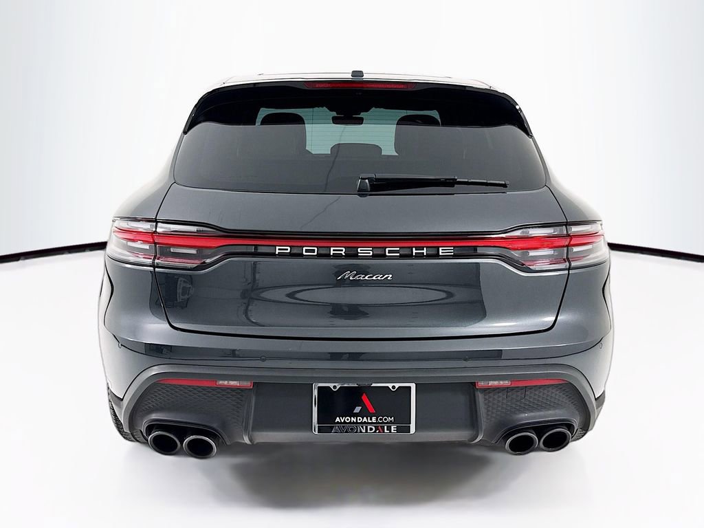 Certified 2023 Porsche Macan Turbo image 10