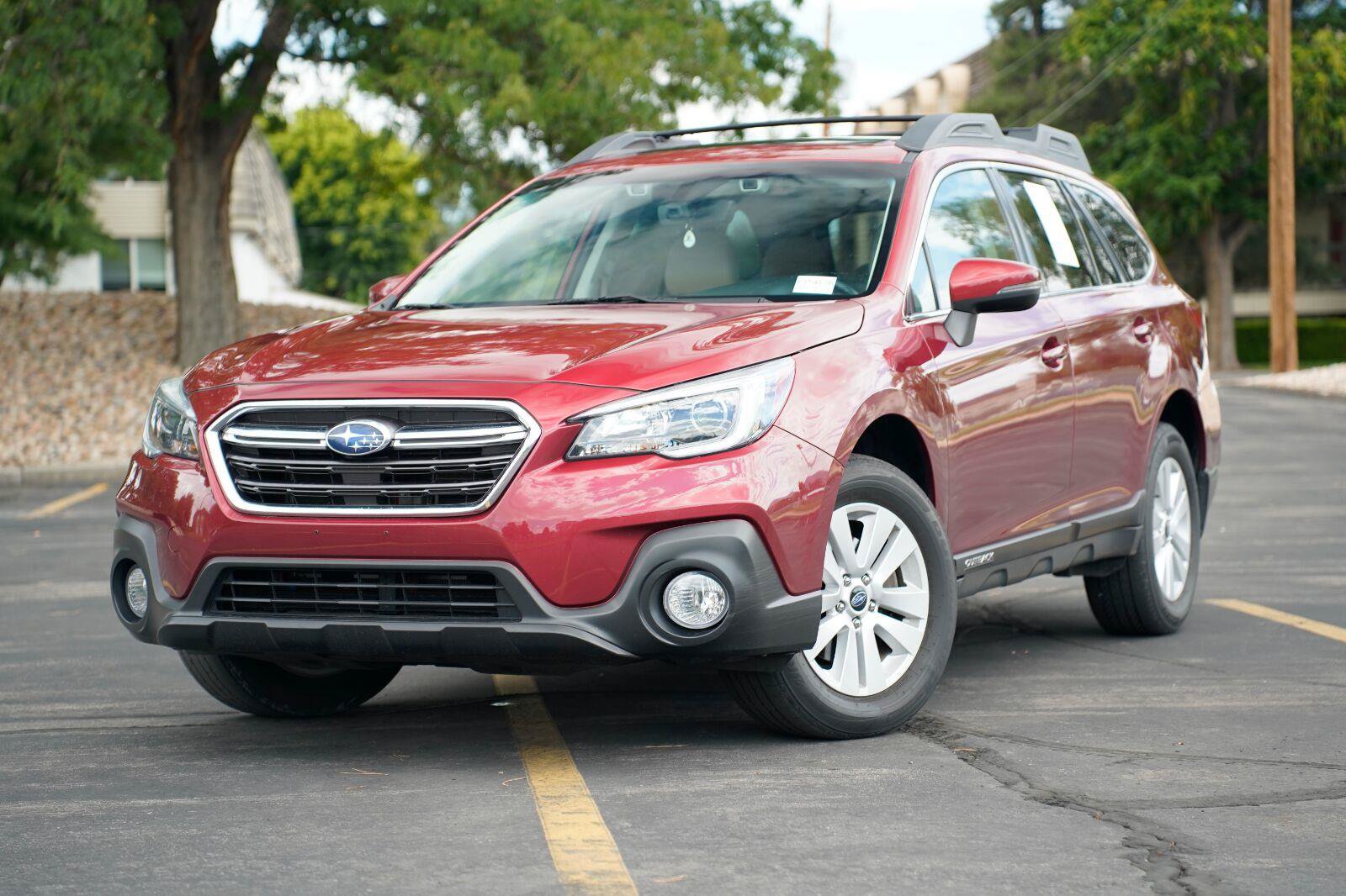 Used 2019 Subaru Outback 2.5i Premium w/ Popular Package #2 AWD/4WD image 1
