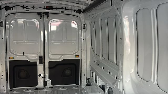 New 2026 Ford Transit 250 148 Medium Roof Extended AWD image 10