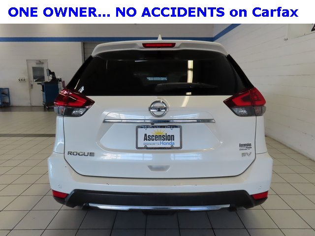 Used 2020 Nissan Rogue SV w/ Premium Package image 12