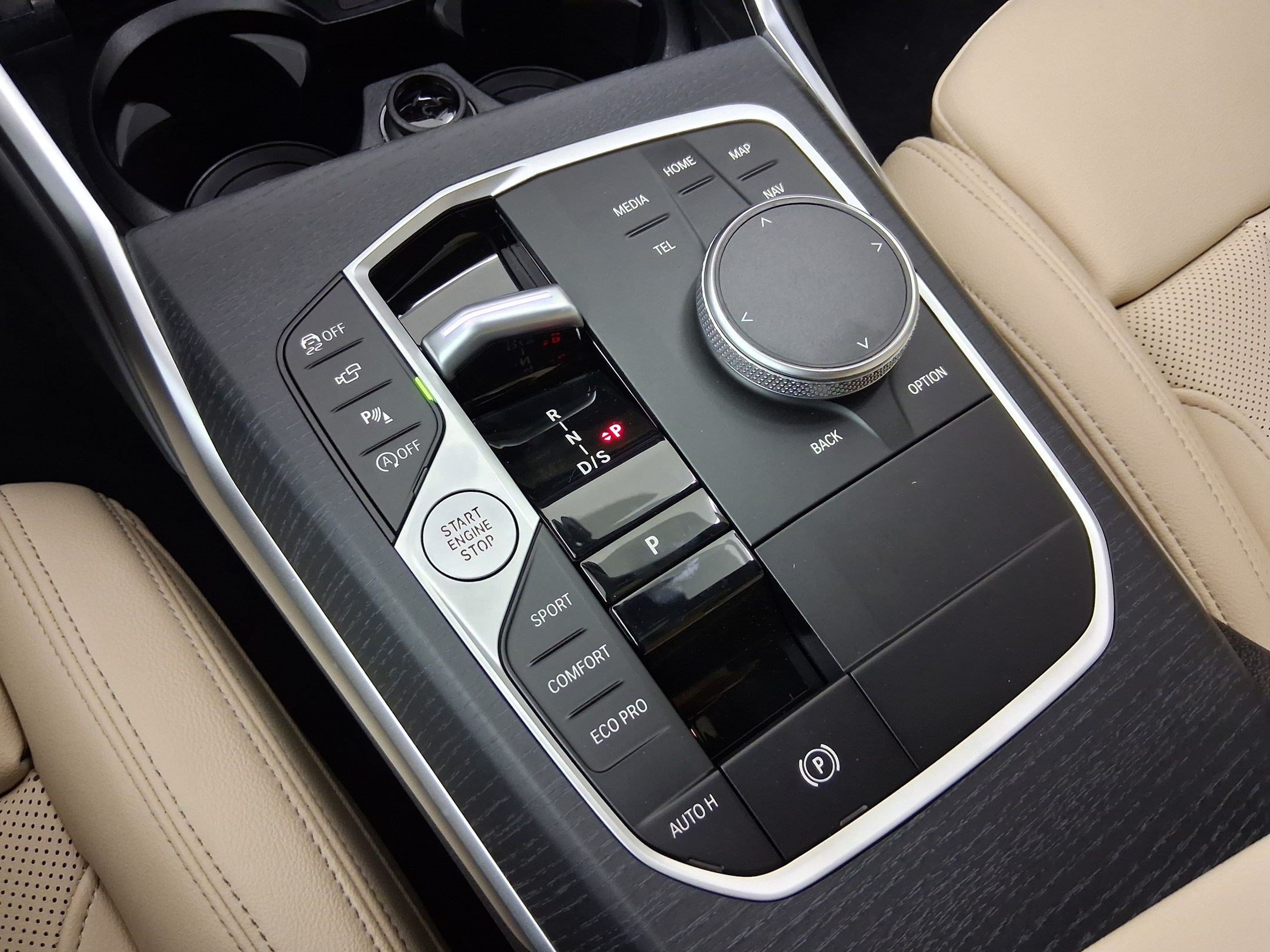 New 2026 BMW 330i Sedan w/ Convenience Package RWD image 76