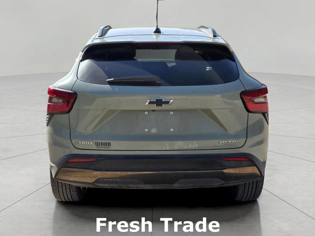 Used 2025 Chevrolet Trax ACTIV w/ Driver Confidence Package image 5