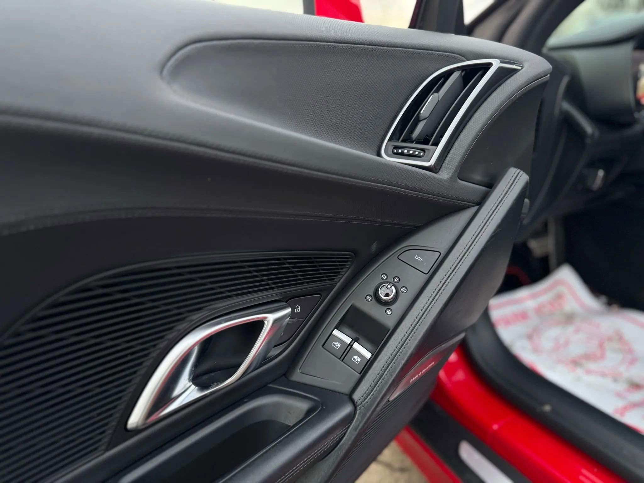 Used 2018 Audi R8 V10 image 28