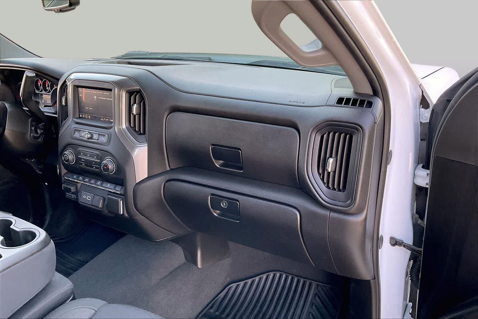 Used 2025 Chevrolet Silverado 2500 Custom w/ Custom Value Package AWD/4WD image 17