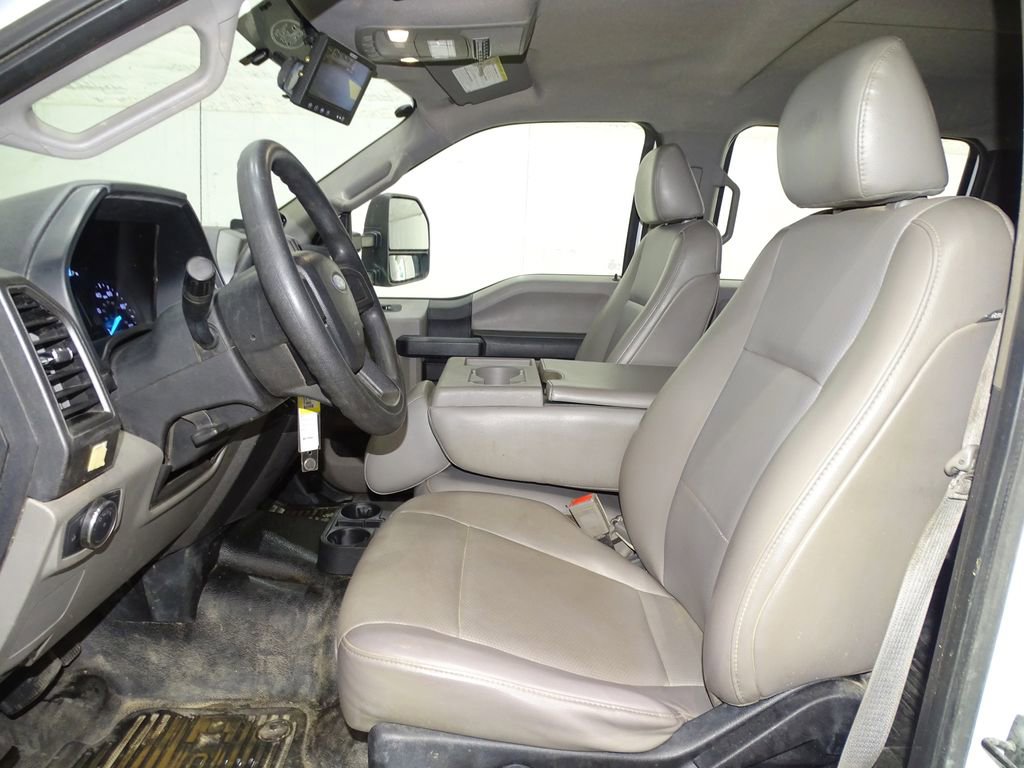 Used 2018 Ford F550 2WD Crew Cab Super Duty image 10