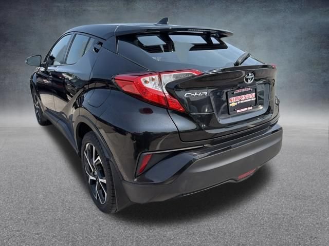 Used 2018 Toyota C-HR XLE FWD image 9