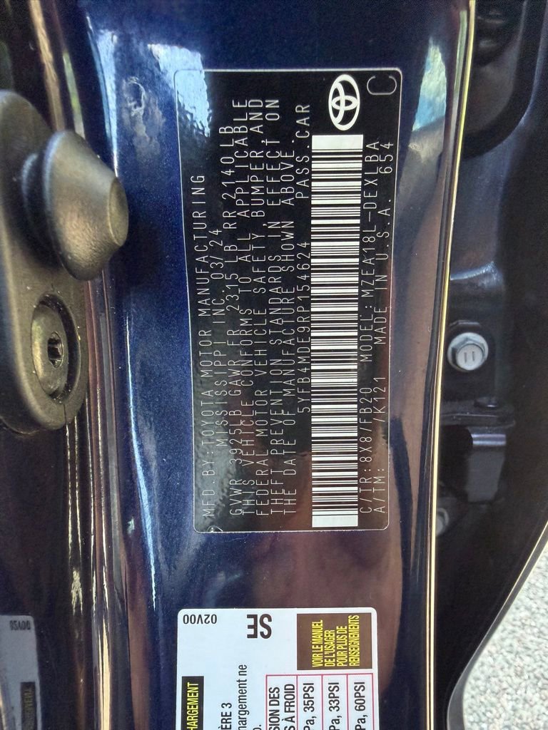 Used 2024 Toyota Corolla LE image 29