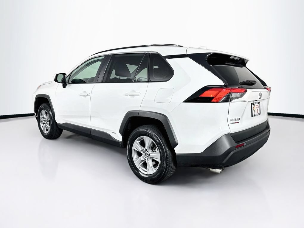 Used 2025 Toyota RAV4 XLE AWD/4WD image 7