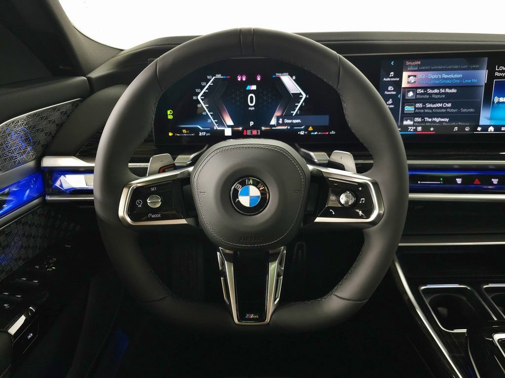 Used 2026 BMW 760i xDrive w/ Executive Package AWD/4WD image 15