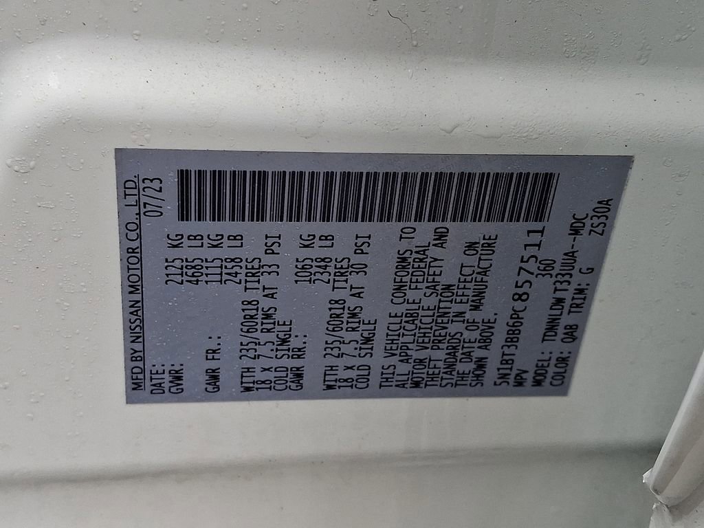 Used 2023 Nissan Rogue SV image 28