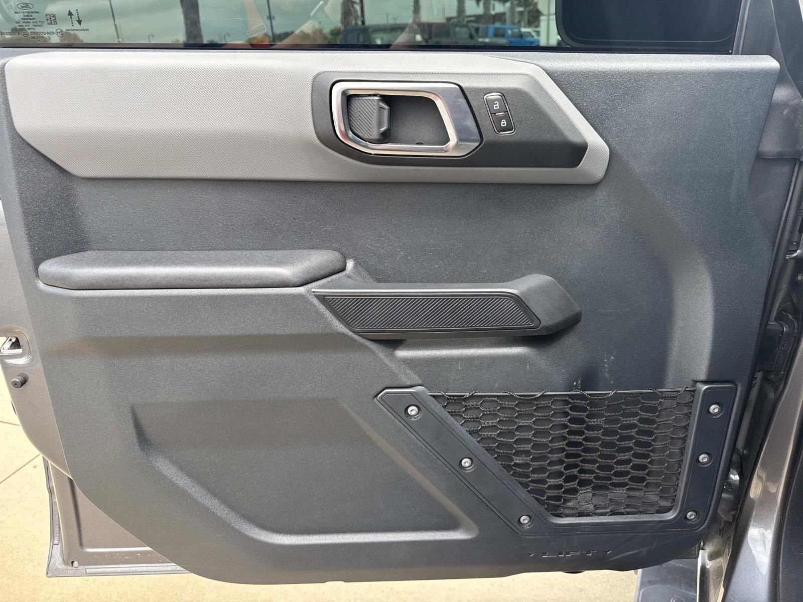 Used 2024 Ford Bronco Big Bend w/ Sasquatch Package image 18