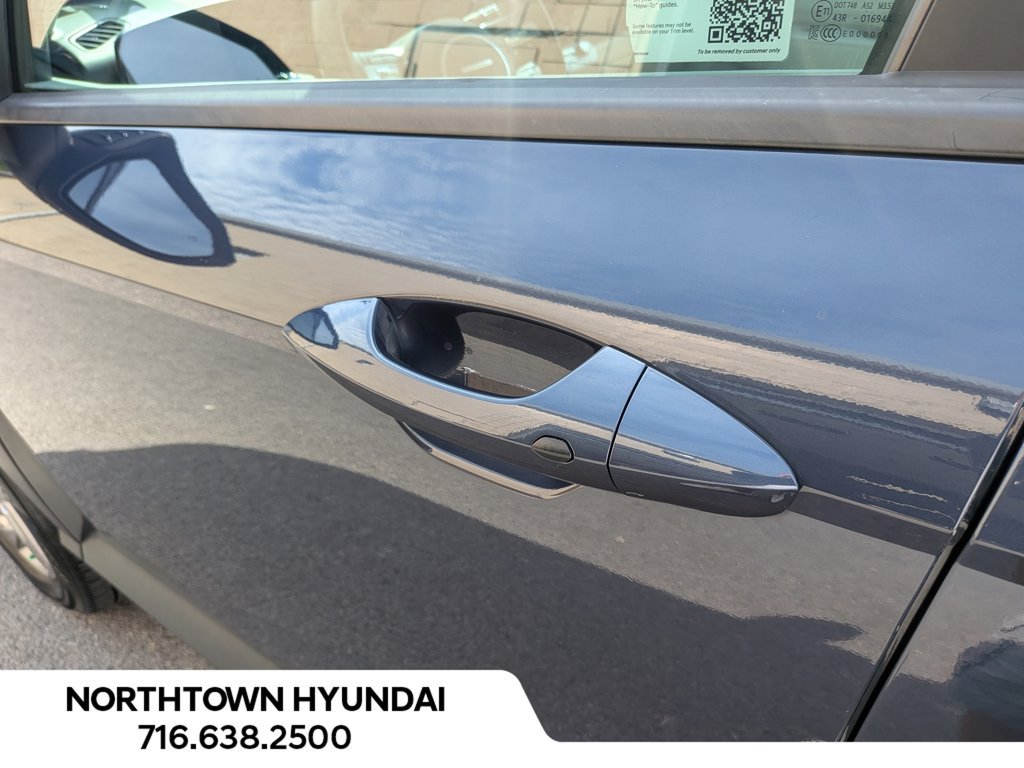 Certified 2024 Hyundai Kona SE AWD/4WD image 35