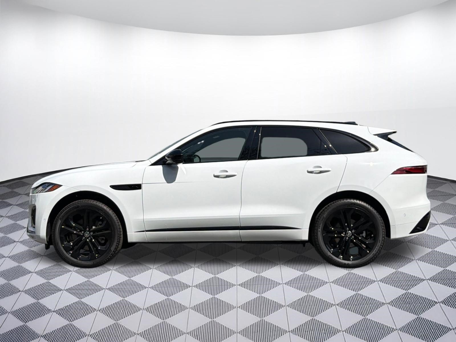 New 2026 Jaguar F-PACE R-Dynamic S AWD/4WD image 2