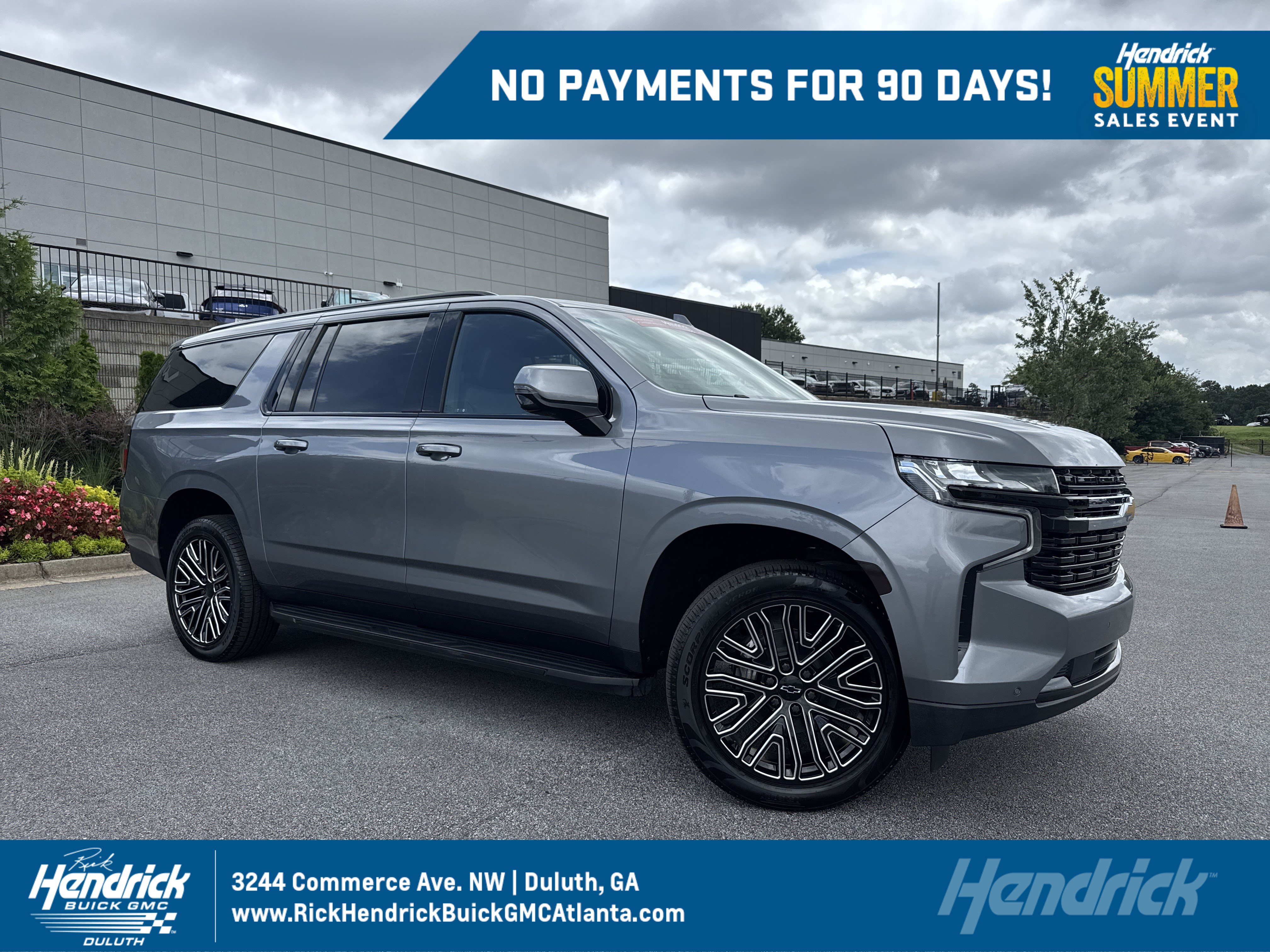 Used 2022 Chevrolet Suburban LT w/ Luxury Package