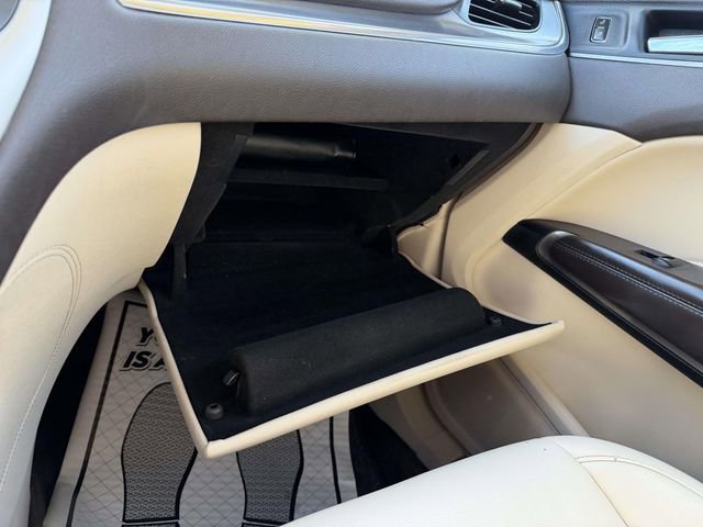 Used 2018 Lincoln MKC Premiere image 33