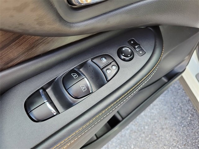 Used 2024 Nissan Murano Platinum w/ Cargo Package image 20