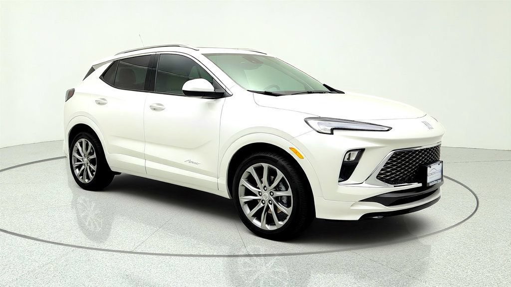 Used 2026 Buick Encore GX Avenir FWD image 3
