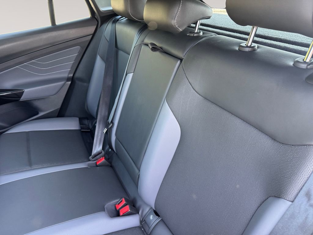 Used 2023 Volkswagen ID.4 Pro S AWD/4WD image 13