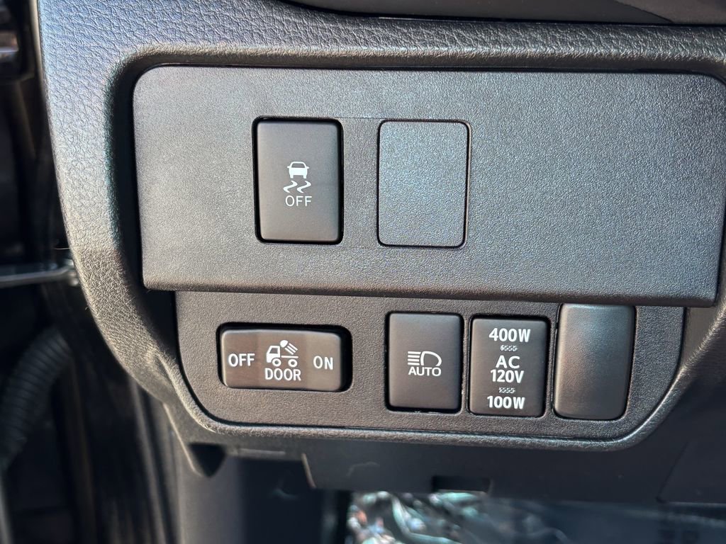 Certified 2020 Toyota Tacoma TRD Sport w/ Technology Package AWD/4WD image 30