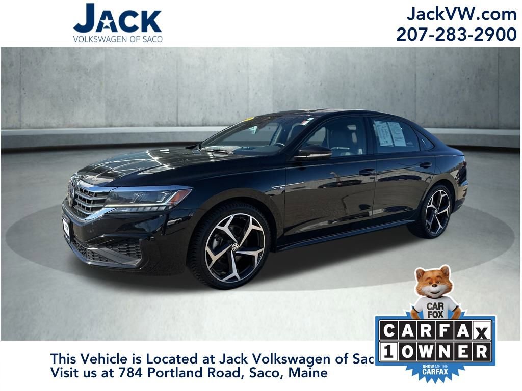 Used 2021 Volkswagen Passat 2.0T R-Line image 1