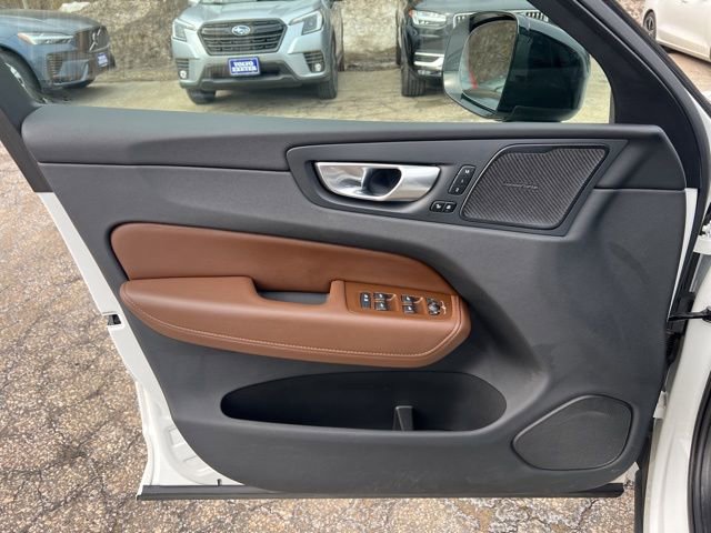 Certified 2024 Volvo XC60 T8 Plus w/ Protection Package Premier image 25