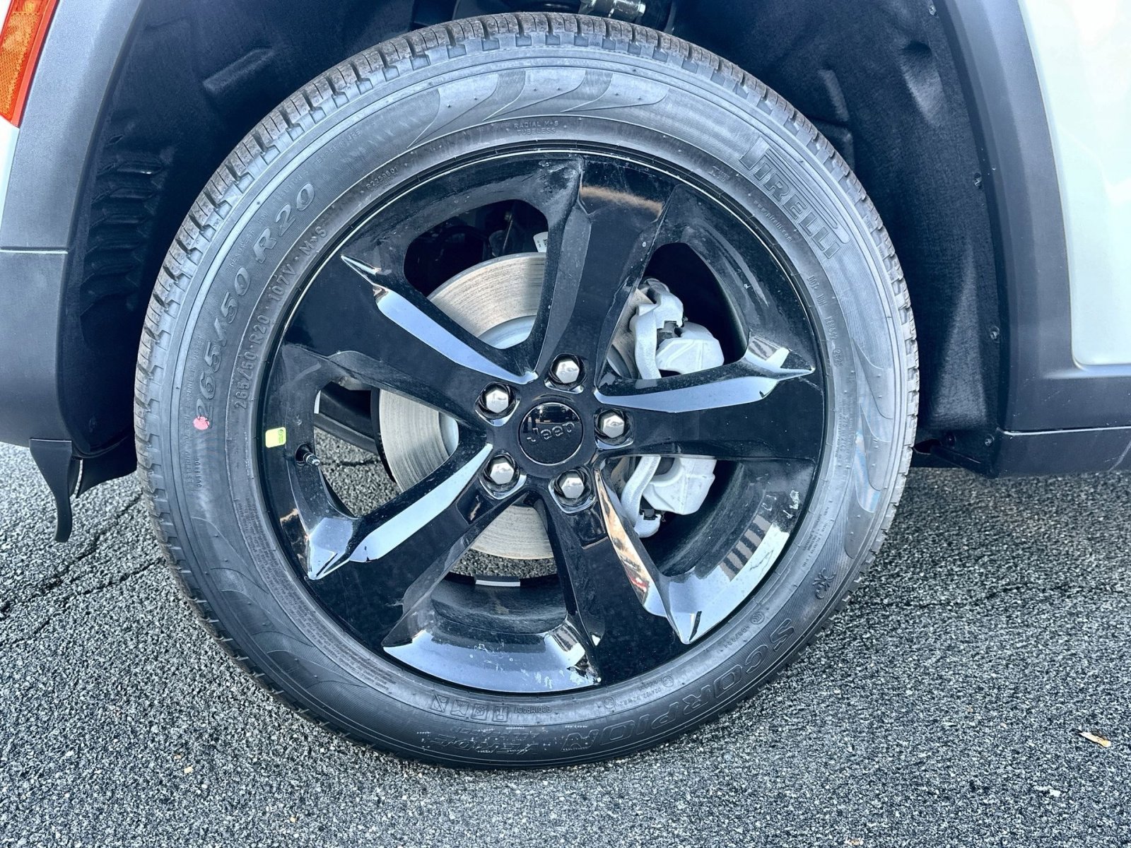 New 2025 Jeep Grand Cherokee Limited w/ Luxury Tech Group II image 12