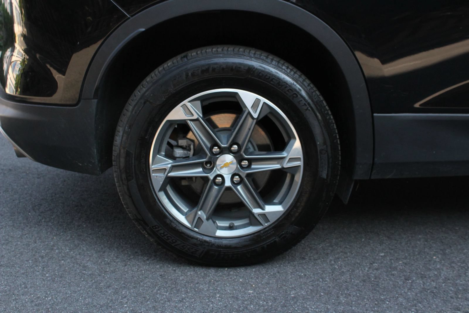Used 2023 Chevrolet Blazer LT w/ Convenience Package FWD image 5