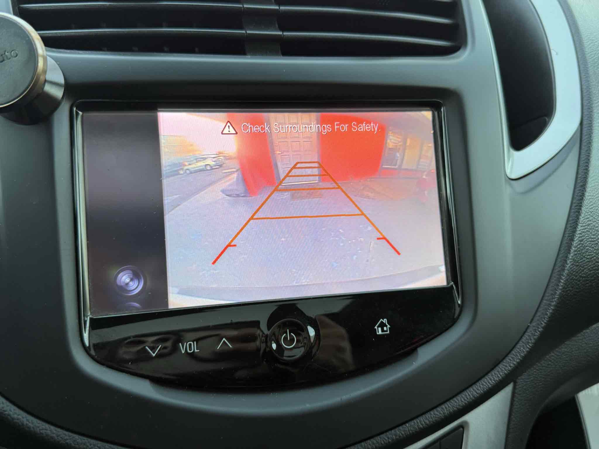 Used 2015 Chevrolet Trax LT w/ LT Sun and Sound Package FWD image 98