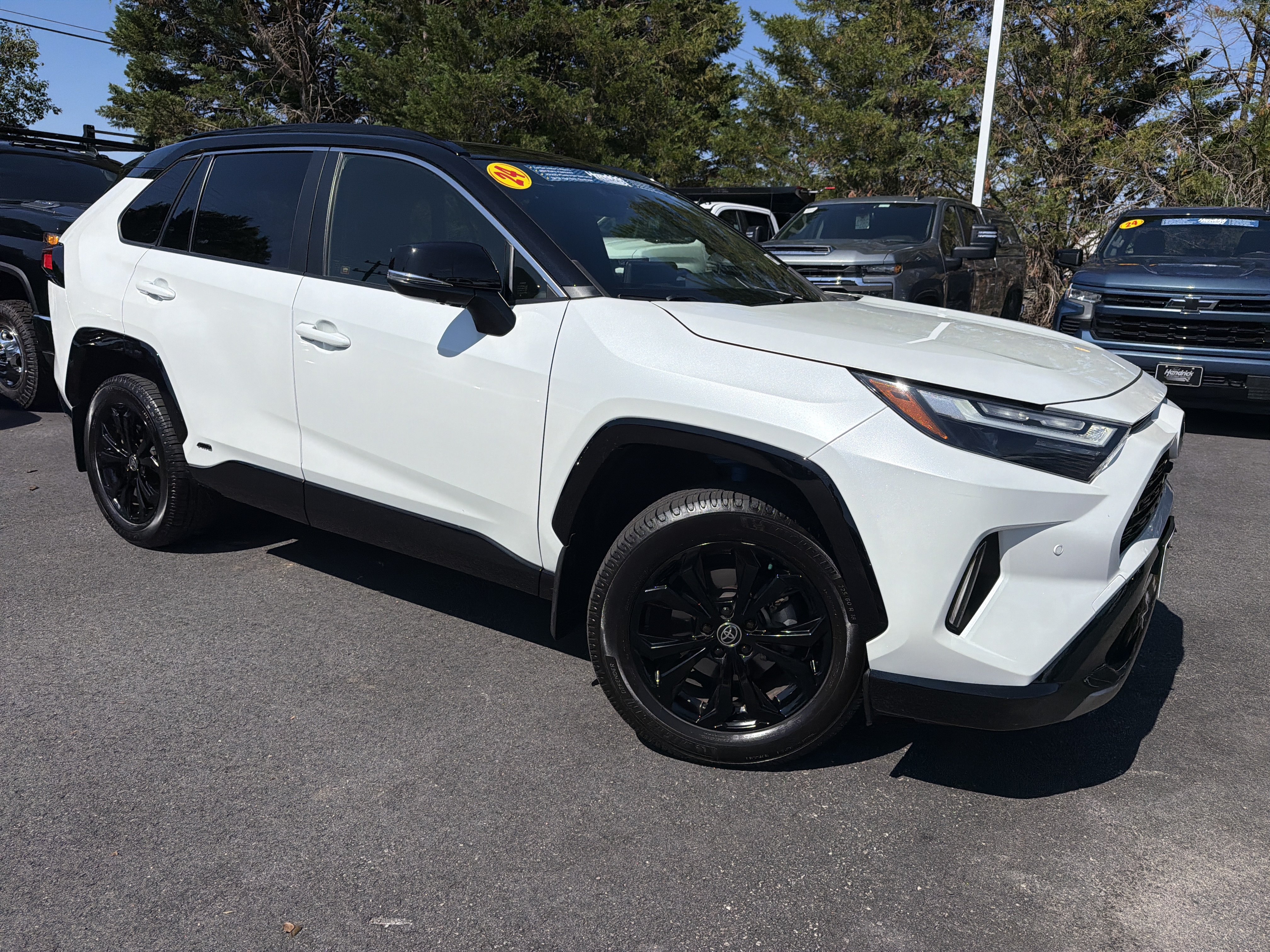 Used 2024 Toyota RAV4 XSE w/ Advanced Technology Package AWD/4WD image 2