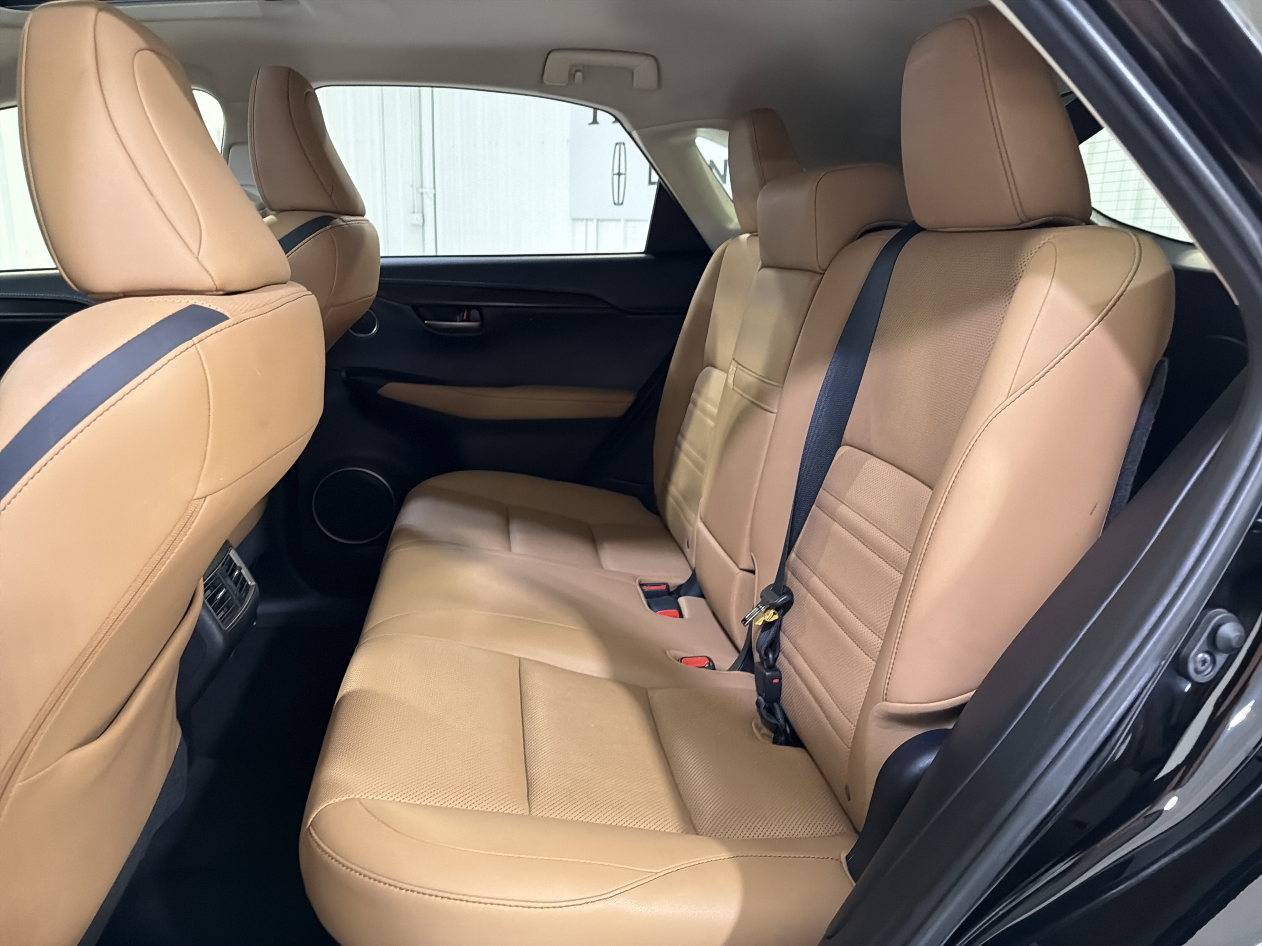 Used 2015 Lexus NX 200t FWD w/ Premium Package image 10