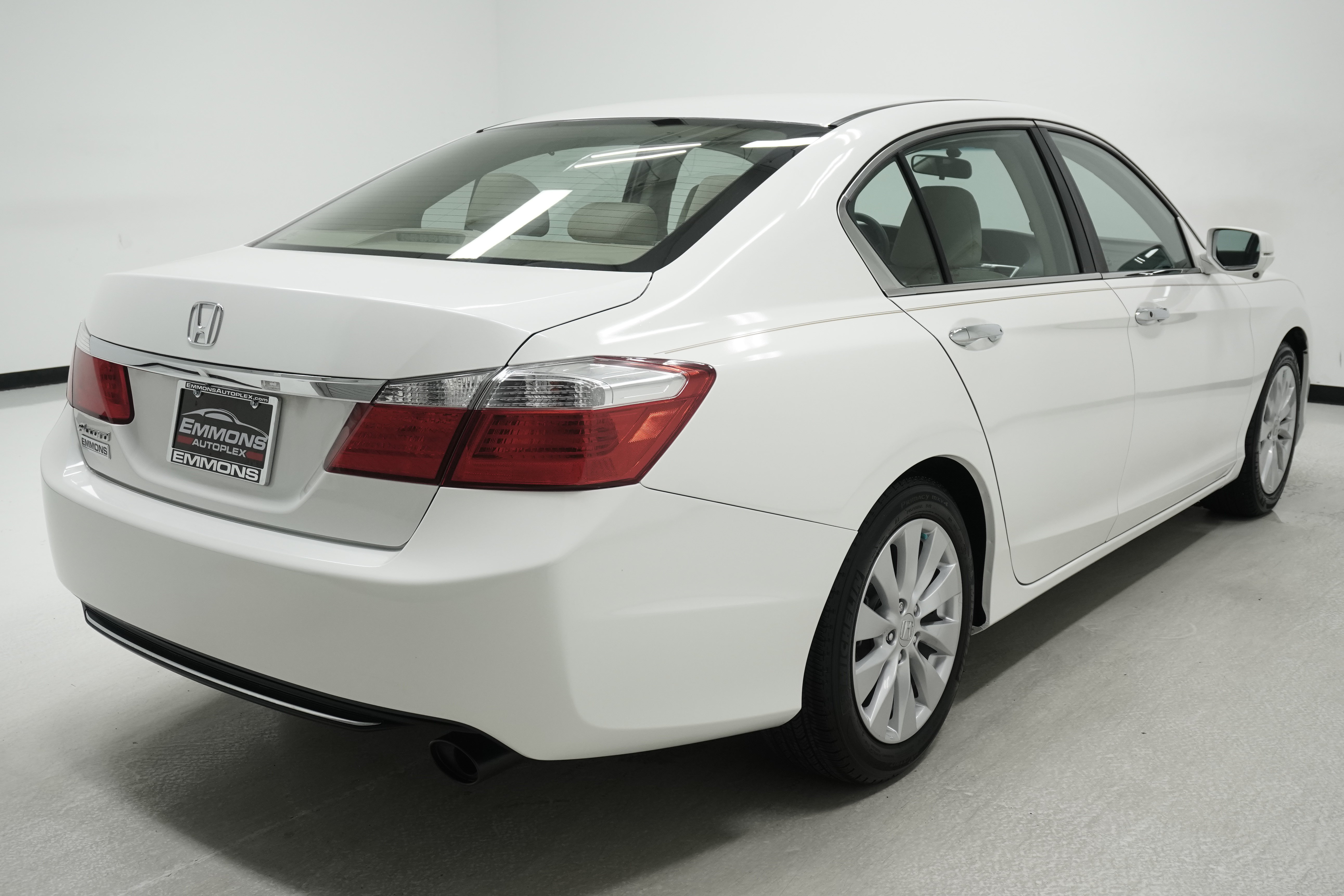 Used 2013 Honda Accord EX image 4