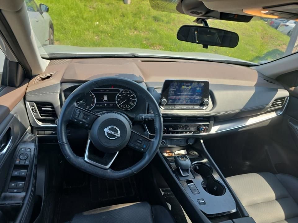 Used 2023 Nissan Rogue SV w/ SV Premium B Package image 38