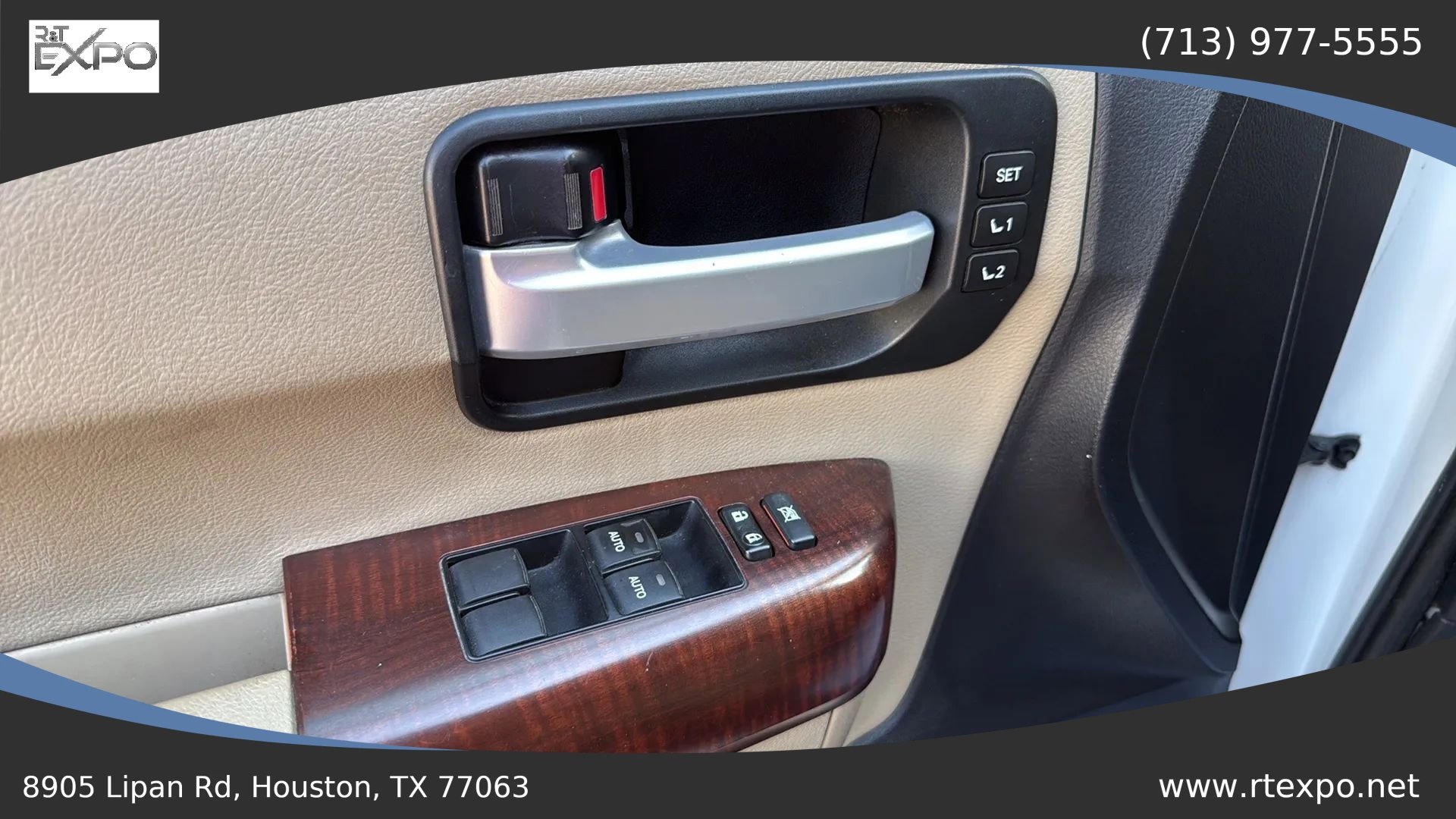 Used 2013 Toyota Sequoia Platinum RWD image 21