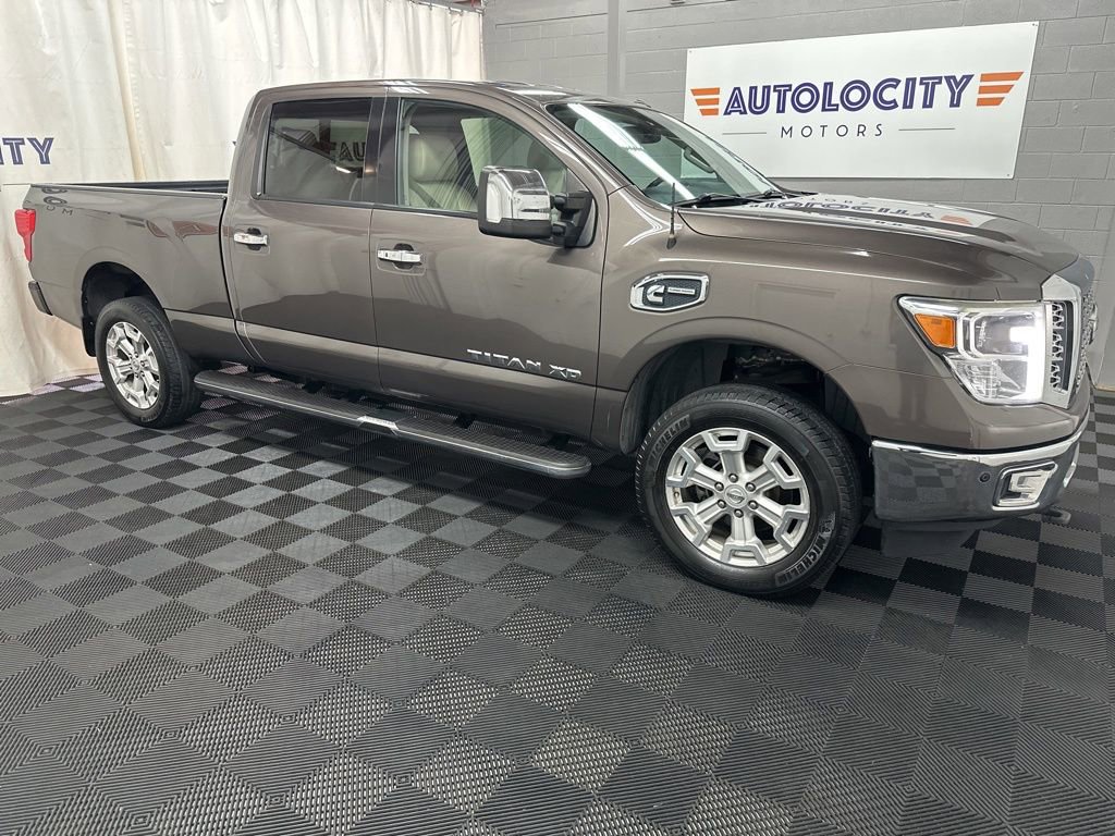 Used 2016 Nissan Titan SL AWD/4WD image 4