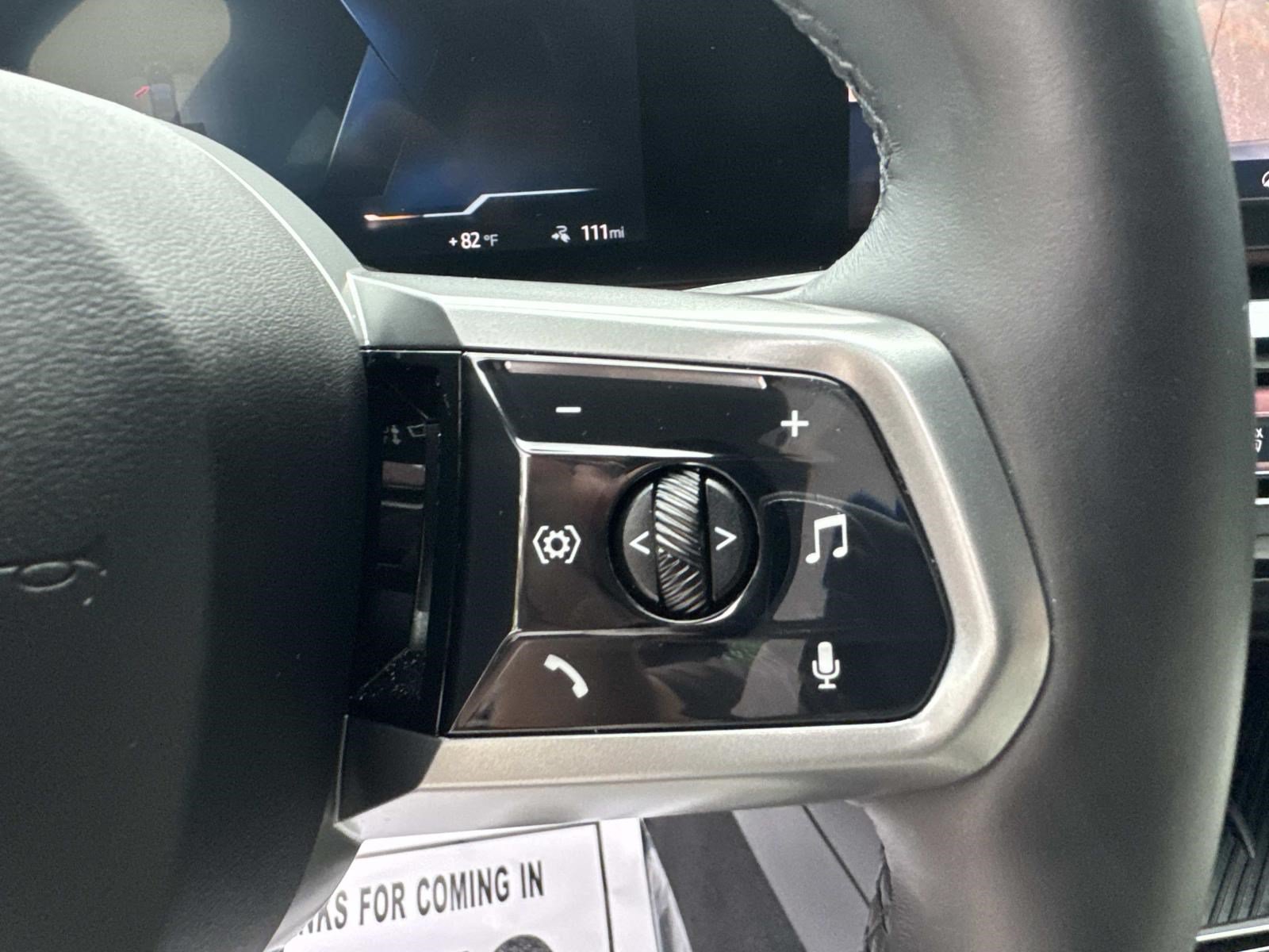 Certified 2025 BMW i5 xDrive40 w/ M Sport Package AWD/4WD image 29