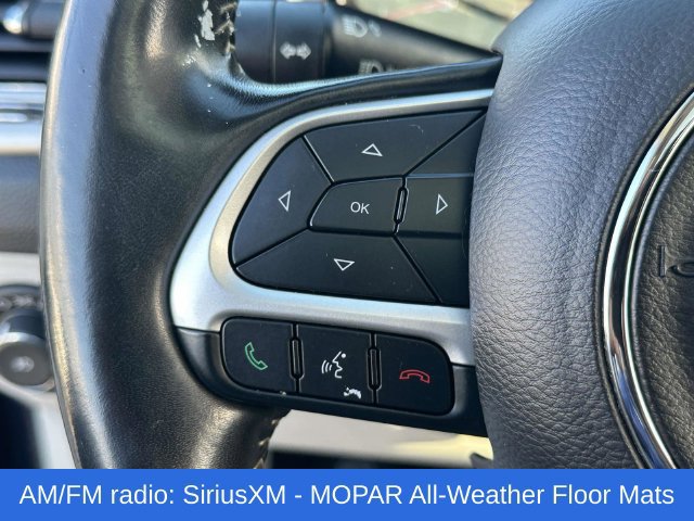 Used 2019 Jeep Compass Latitude w/ Popular Equipment Group AWD/4WD image 10