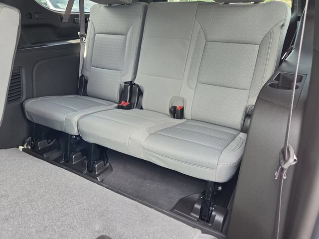 New 2026 Chevrolet Suburban LS w/ LPO, Dark Essentials Package RWD image 8