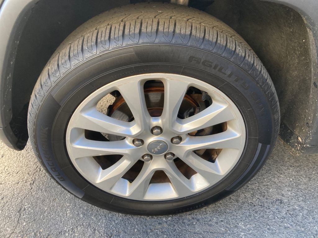 Used 2017 Jeep Grand Cherokee Limited image 31