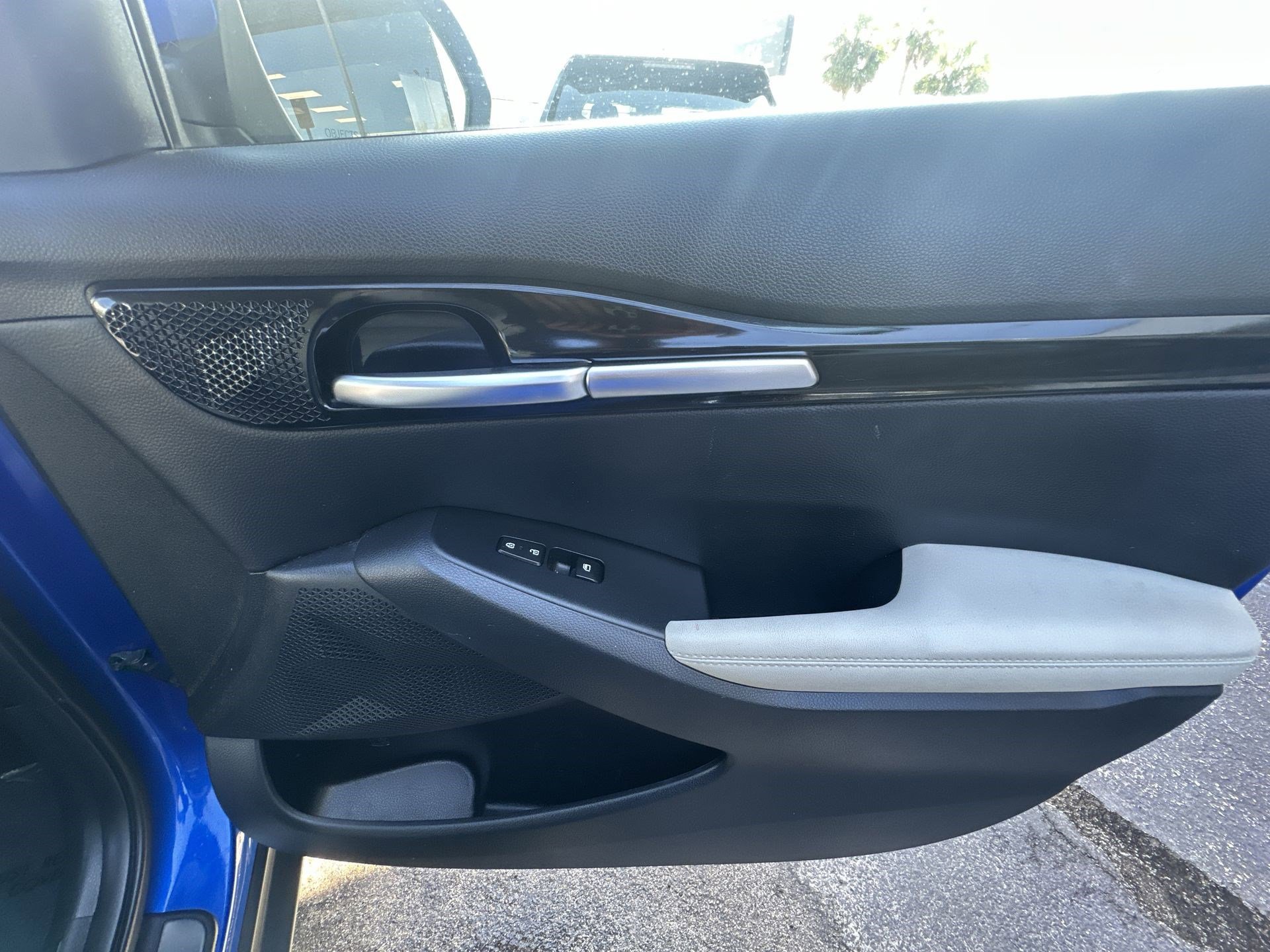 Certified 2023 Kia Seltos EX image 29