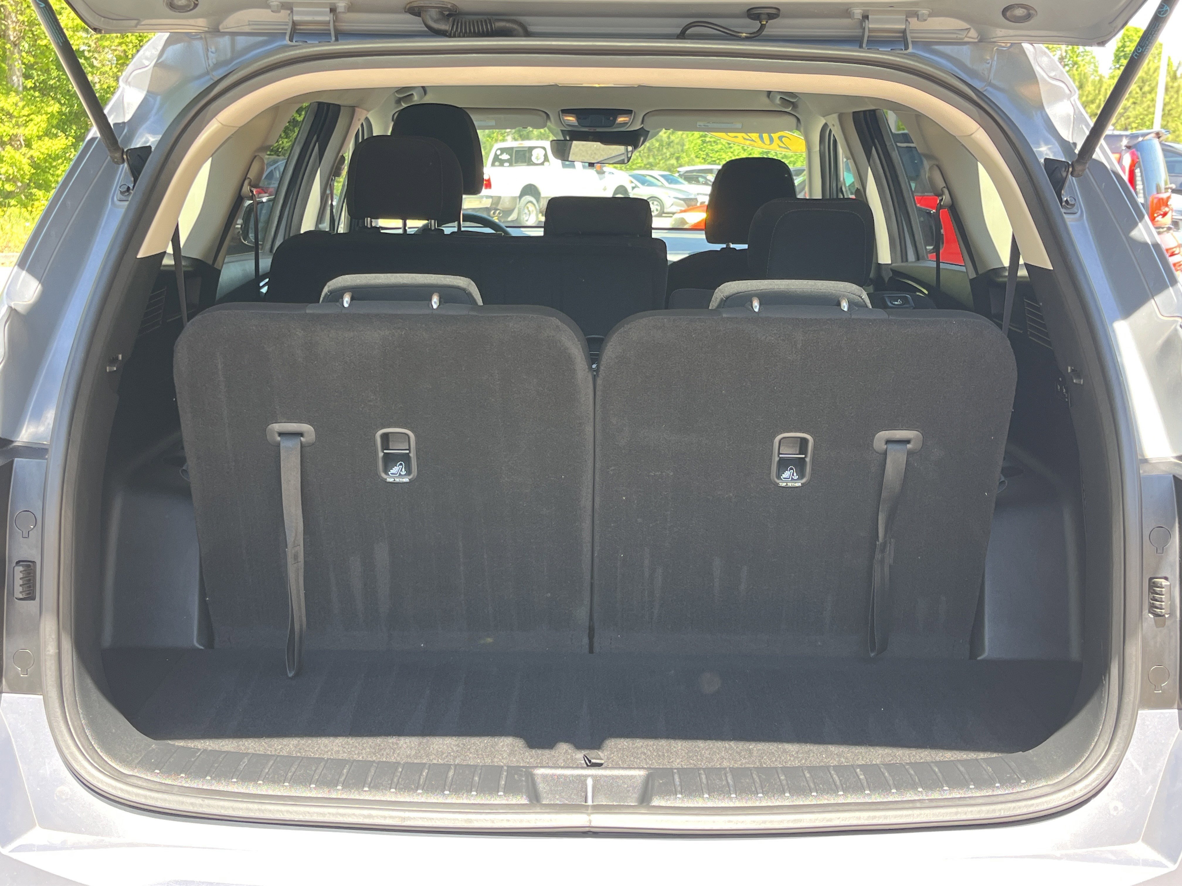 Certified 2025 Kia Sorento LX image 23