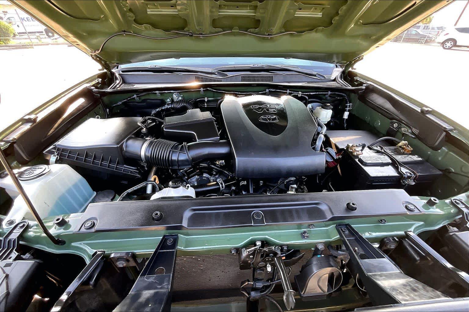 Used 2021 Toyota Tacoma TRD Sport w/ Technology Package RWD image 20