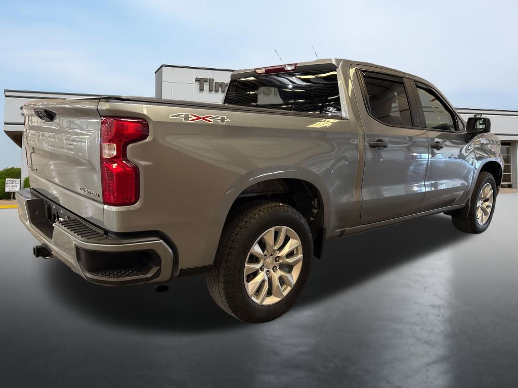 Used 2023 Chevrolet Silverado 1500 Custom image 5