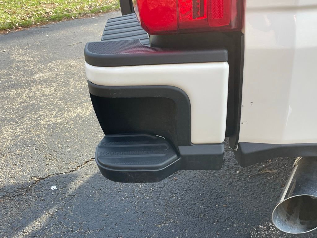 Used 2026 Ford F350 Platinum w/ FX4 Off-Road Package image 23